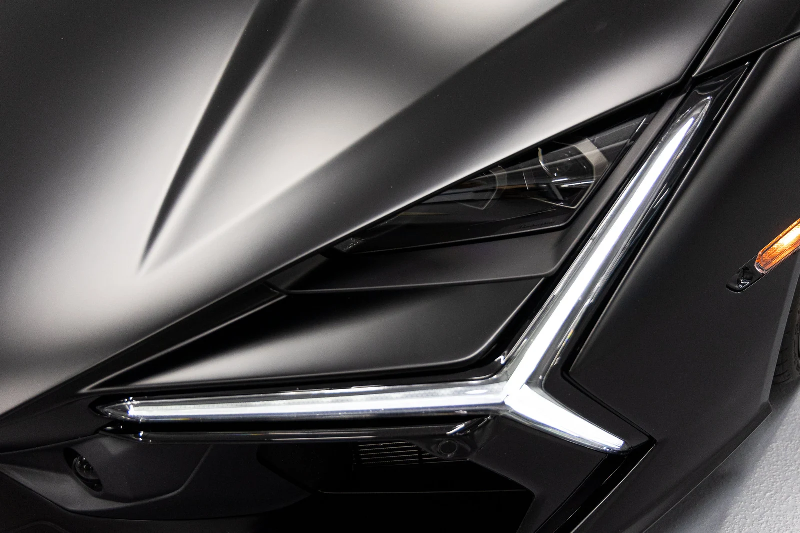 2024 Lamborghini Revuelto, 19/20