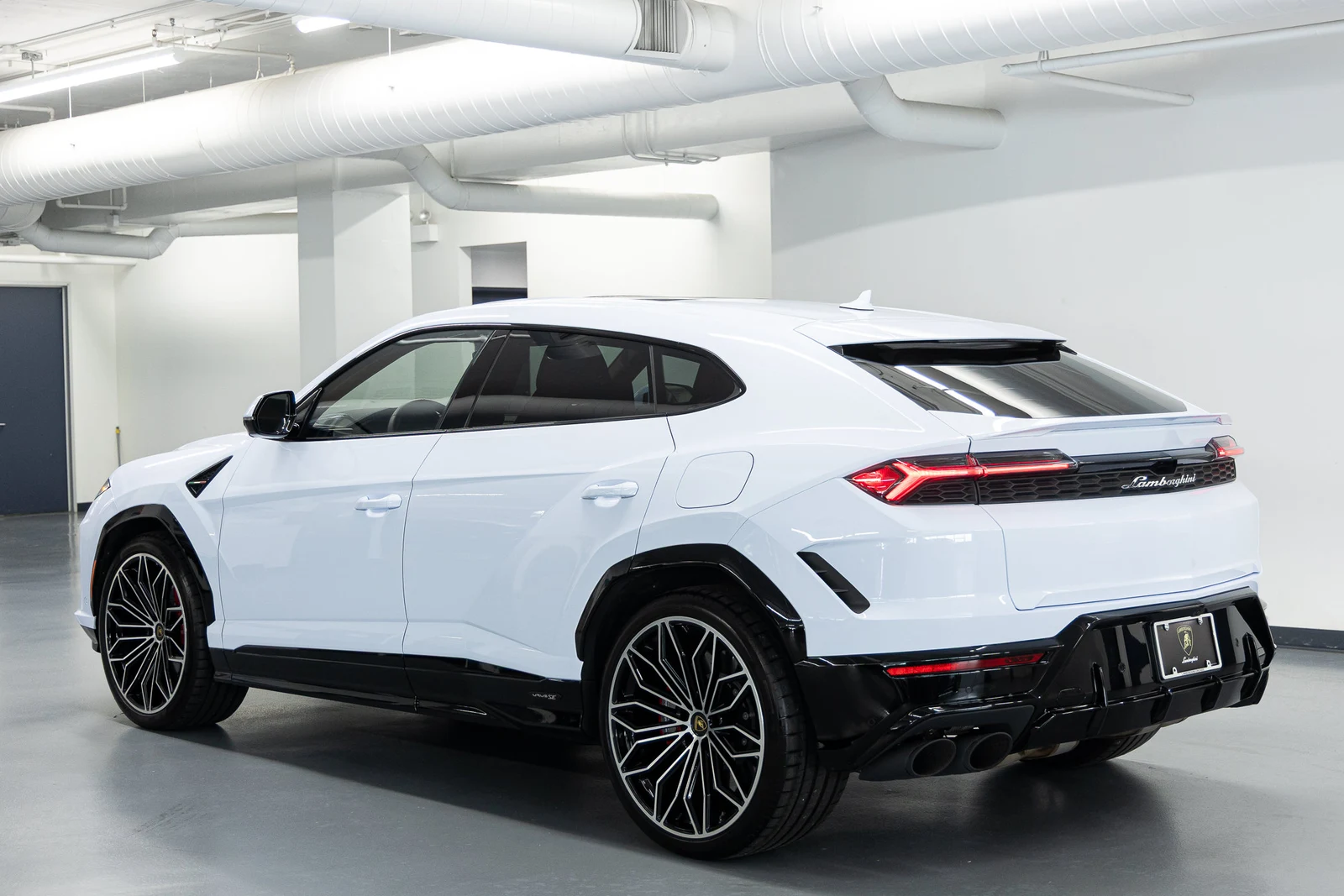 2026 Lamborghini Urus SE, 6/20