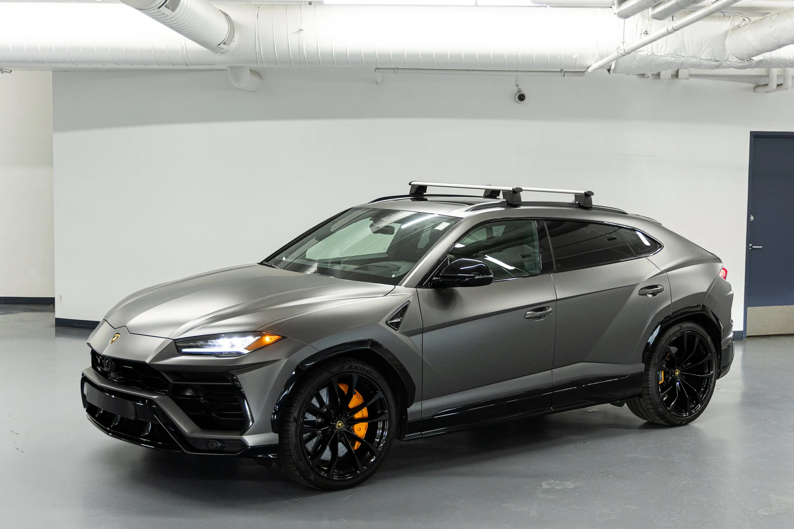 2022 Lamborghini Urus, 2/20
