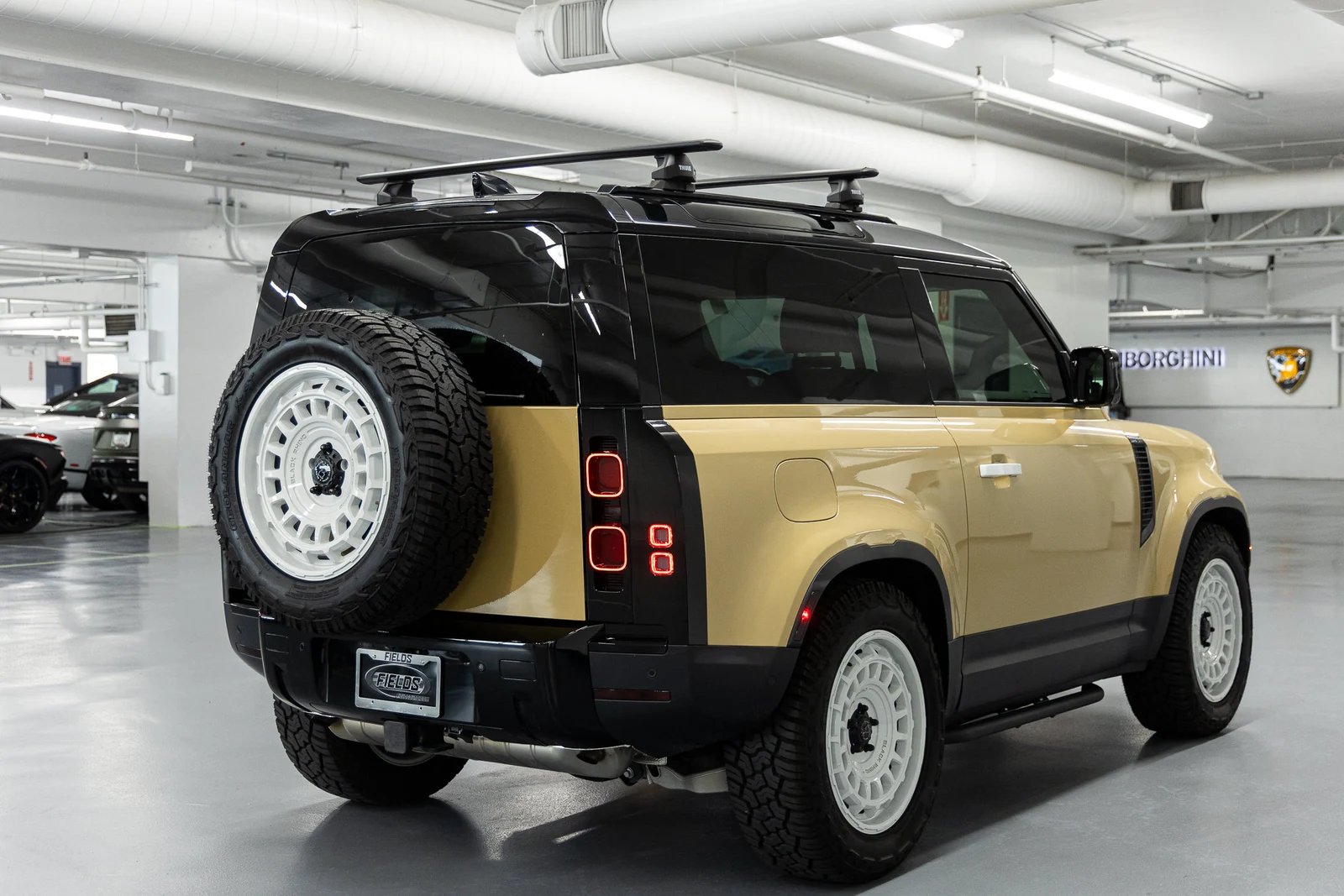 2025 Land Rover Defender 90 P300 S (L663), 7/20