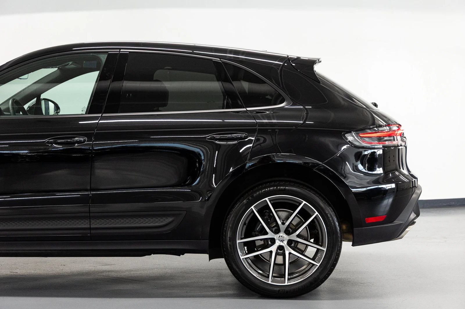 2025 Porsche Macan (95B), 13/20