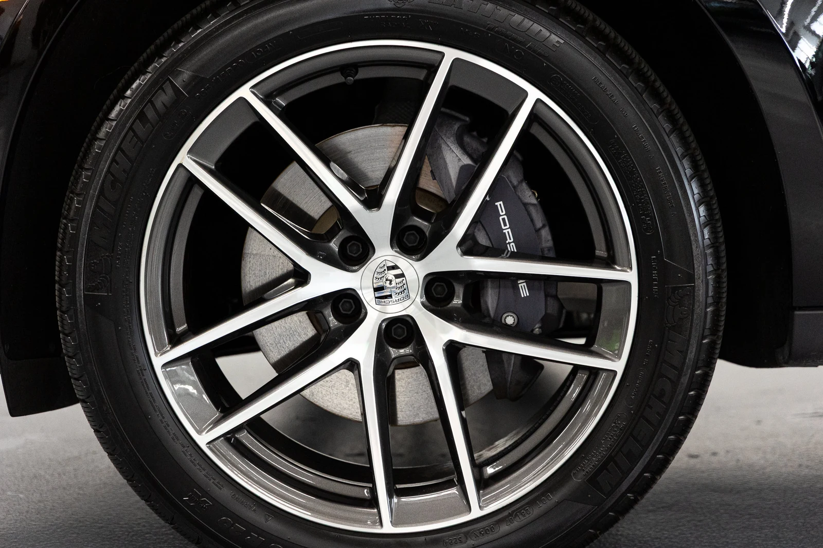 2025 Porsche Macan (95B), 14/20
