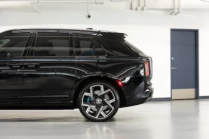 2025 Rolls-Royce Cullinan Series II Black Badge, 13/20