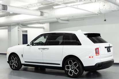2023 Rolls-Royce Cullinan Black Badge, 4/20