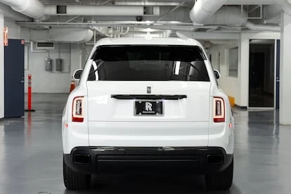 2023 Rolls-Royce Cullinan Black Badge, 5/20