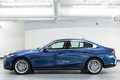 2024 BMW 530i xDrive (G60), 2/20
