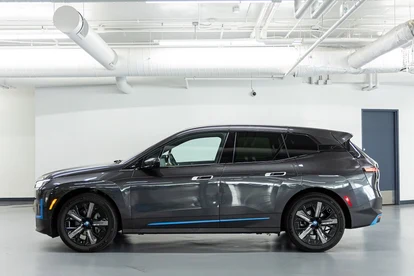 2024 BMW iX xDrive50 (I20), 2/20