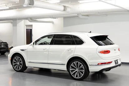 2023 Bentley Bentayga Azure V8, 4/20
