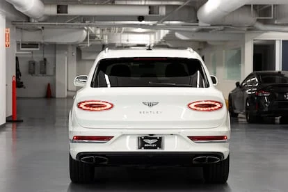2023 Bentley Bentayga Azure V8, 5/20