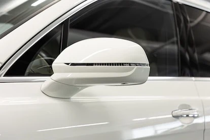 2023 Bentley Bentayga Azure V8, 19/20