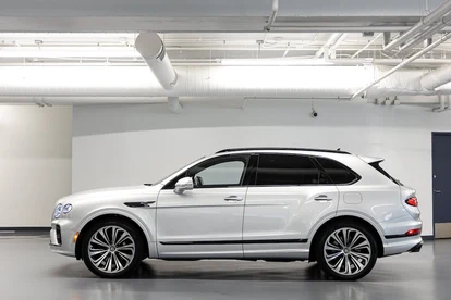 2023 Bentley Bentayga Hybrid, 3/20