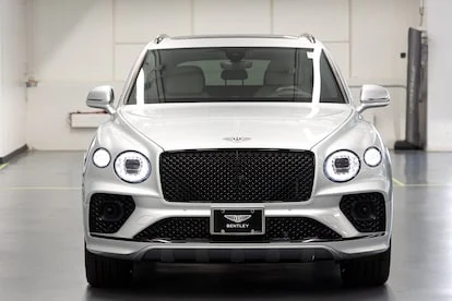 2023 Bentley Bentayga Hybrid, 8/20