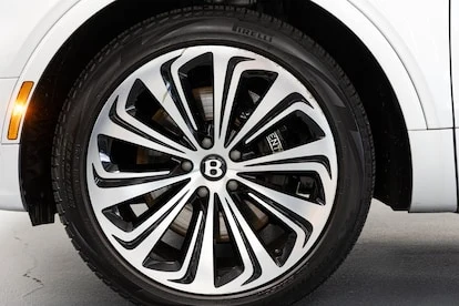 2023 Bentley Bentayga Hybrid, 16/20