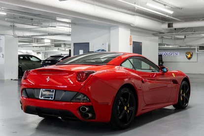 2011 Ferrari California, 18/20