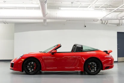 2019 Porsche 911 Targa 4 GTS (991.2), 3/20