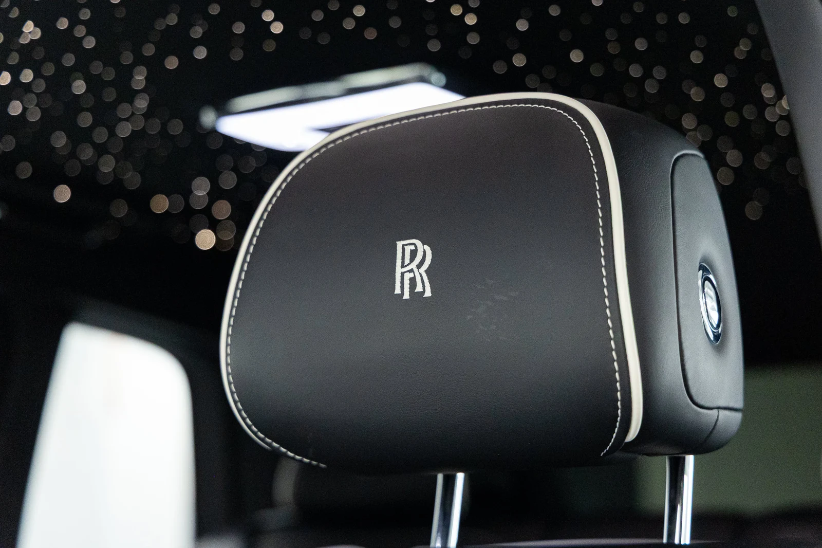 2024 Rolls-Royce Cullinan Black Badge, 19/30