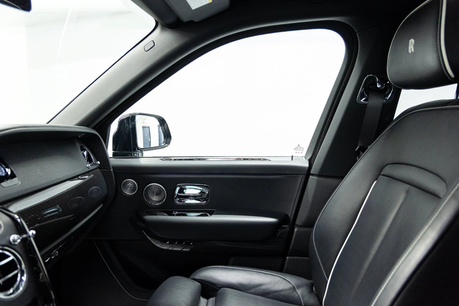 2024 Rolls-Royce Cullinan Black Badge, 25/30