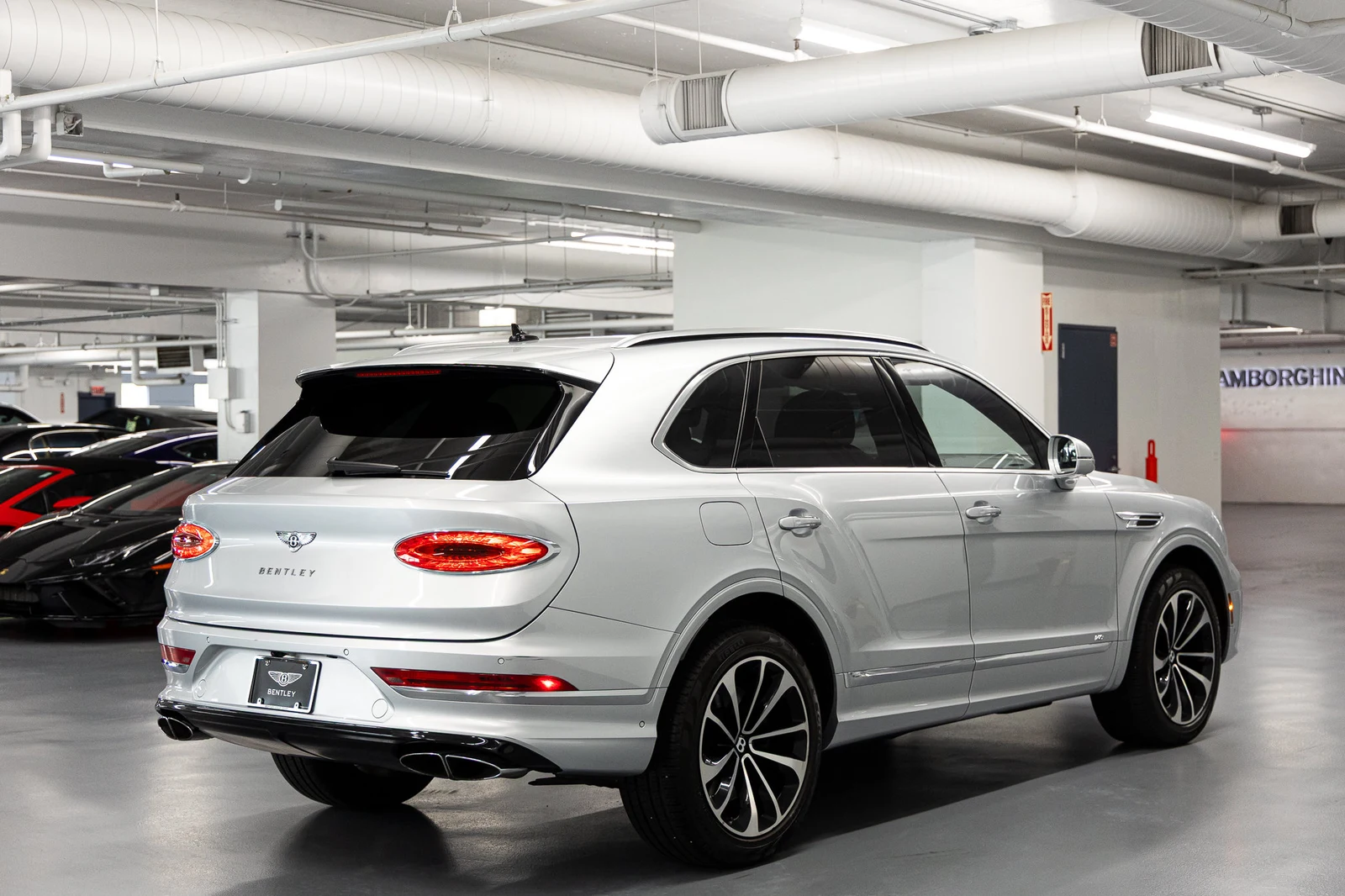 2021 Bentley Bentayga V8, 4/30