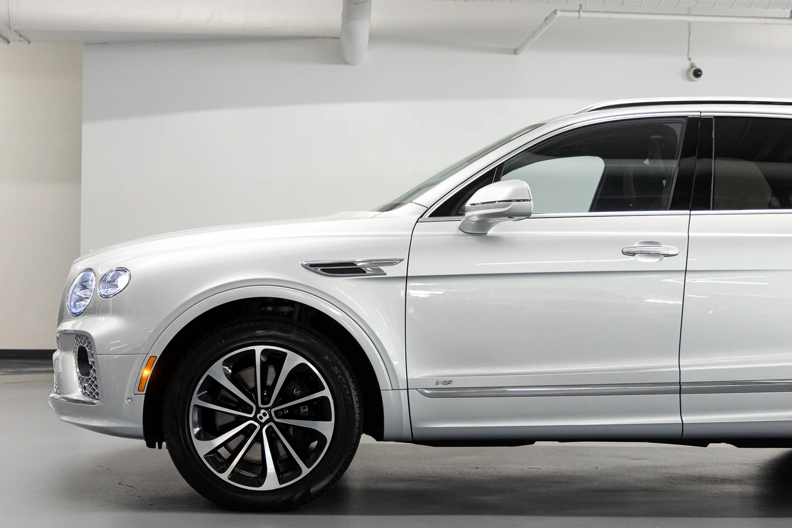 2021 Bentley Bentayga V8, 10/30