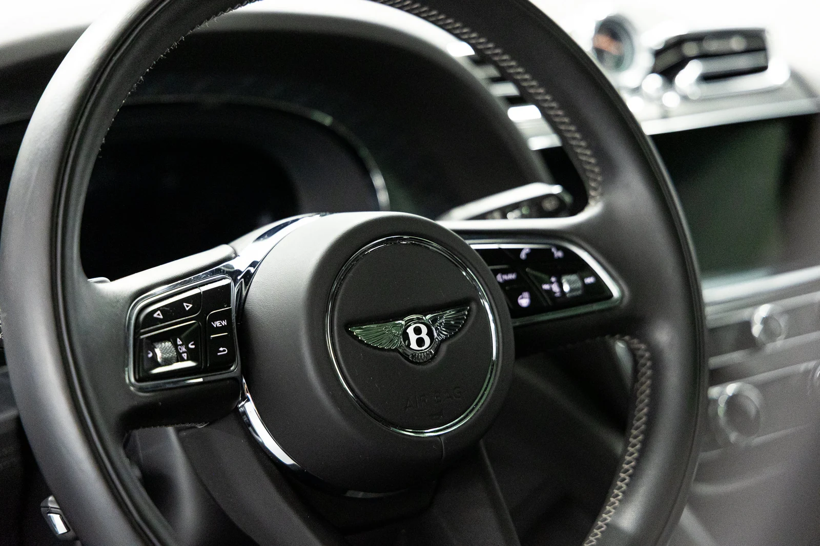 2021 Bentley Bentayga V8, 21/30