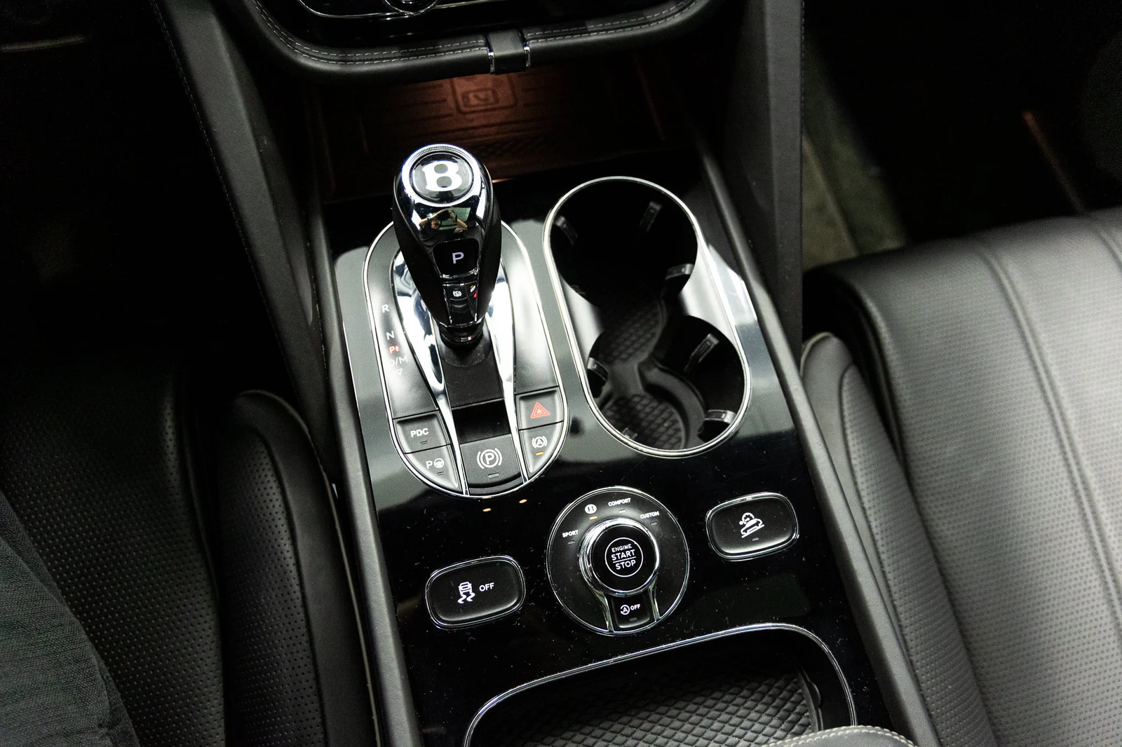 2021 Bentley Bentayga V8, 26/30