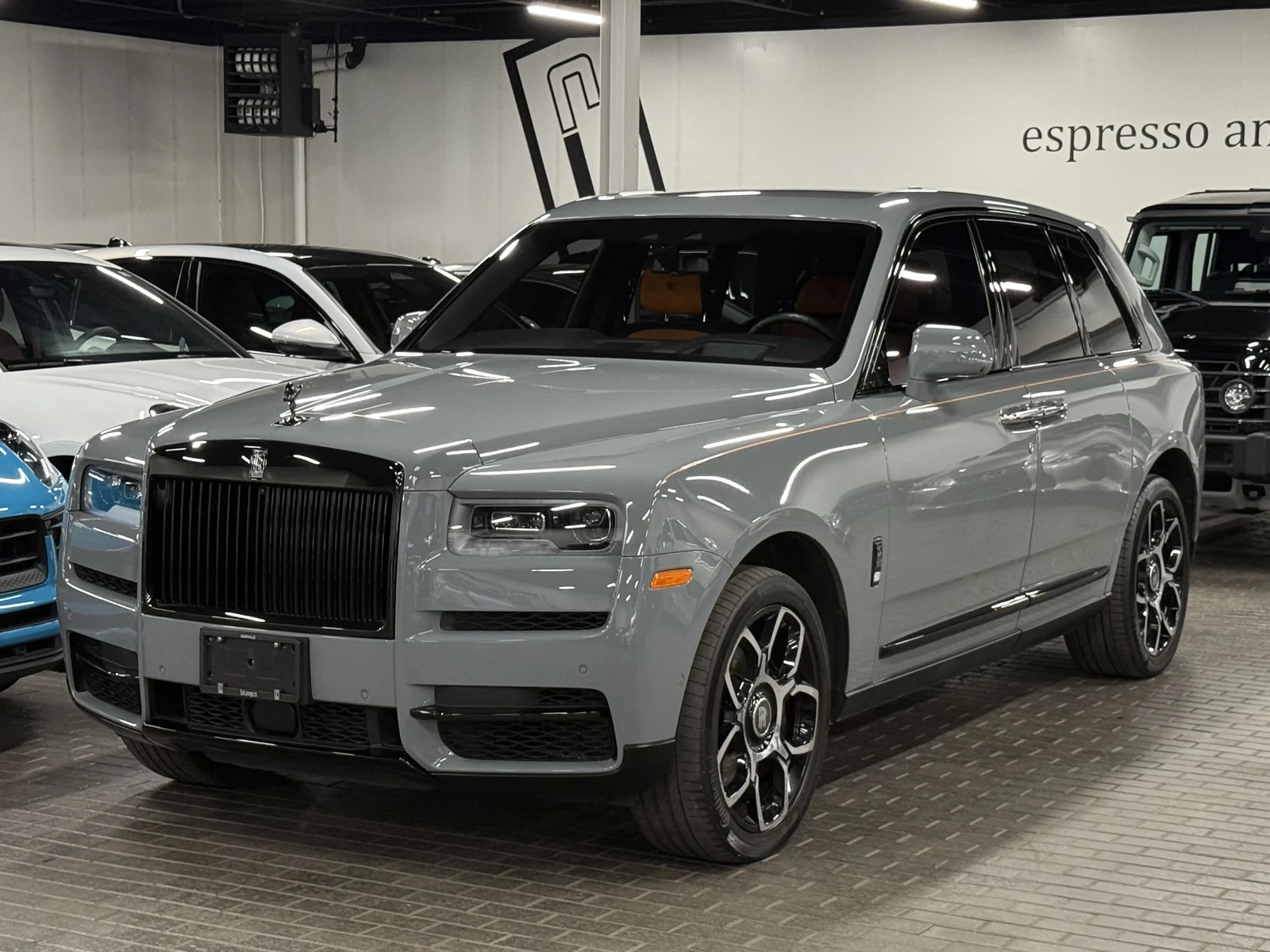 Rolls-Royce Cullinan Black Badge | Car Lounge