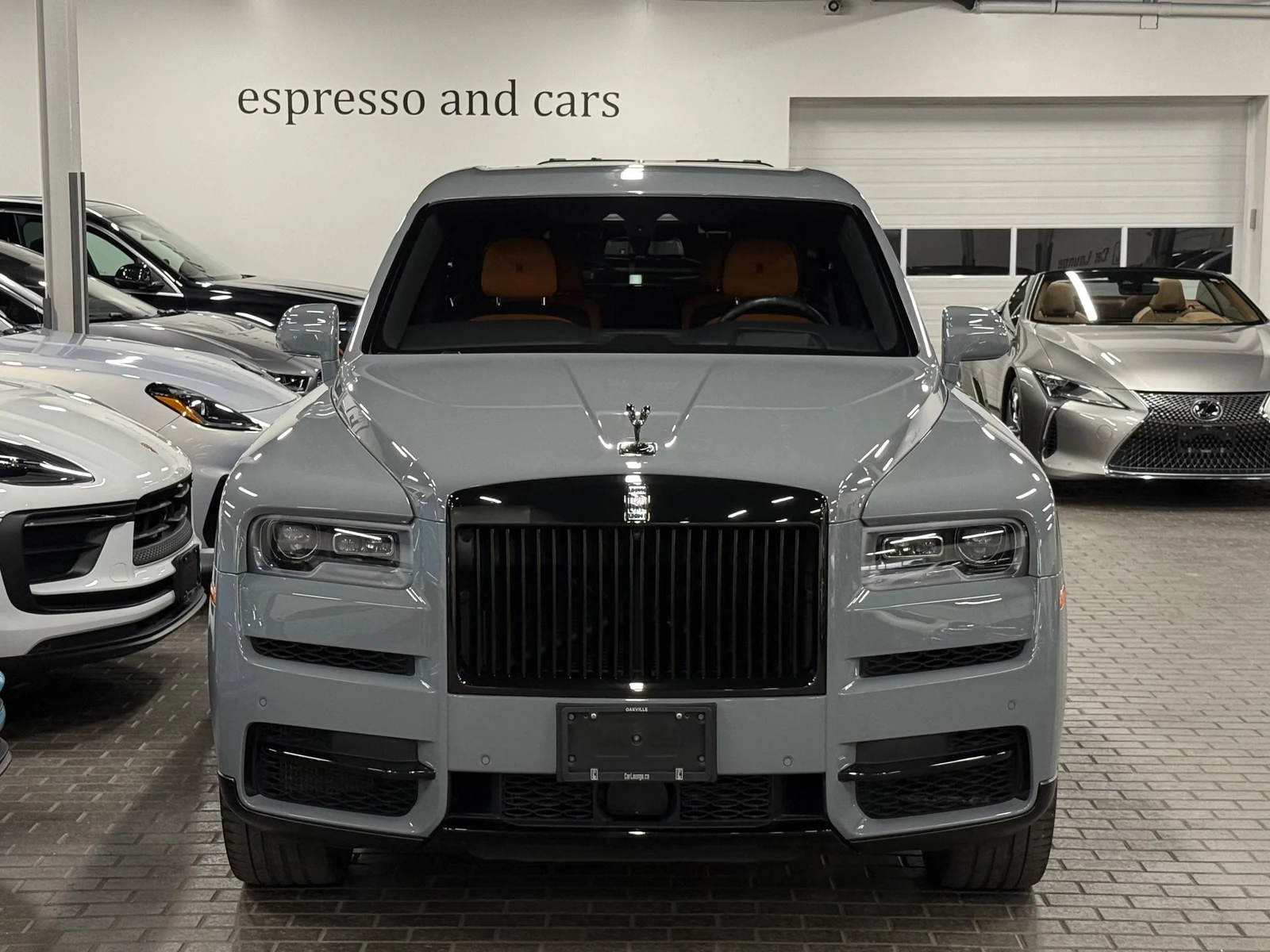 2023 Rolls-Royce Cullinan Black Badge, 2/30