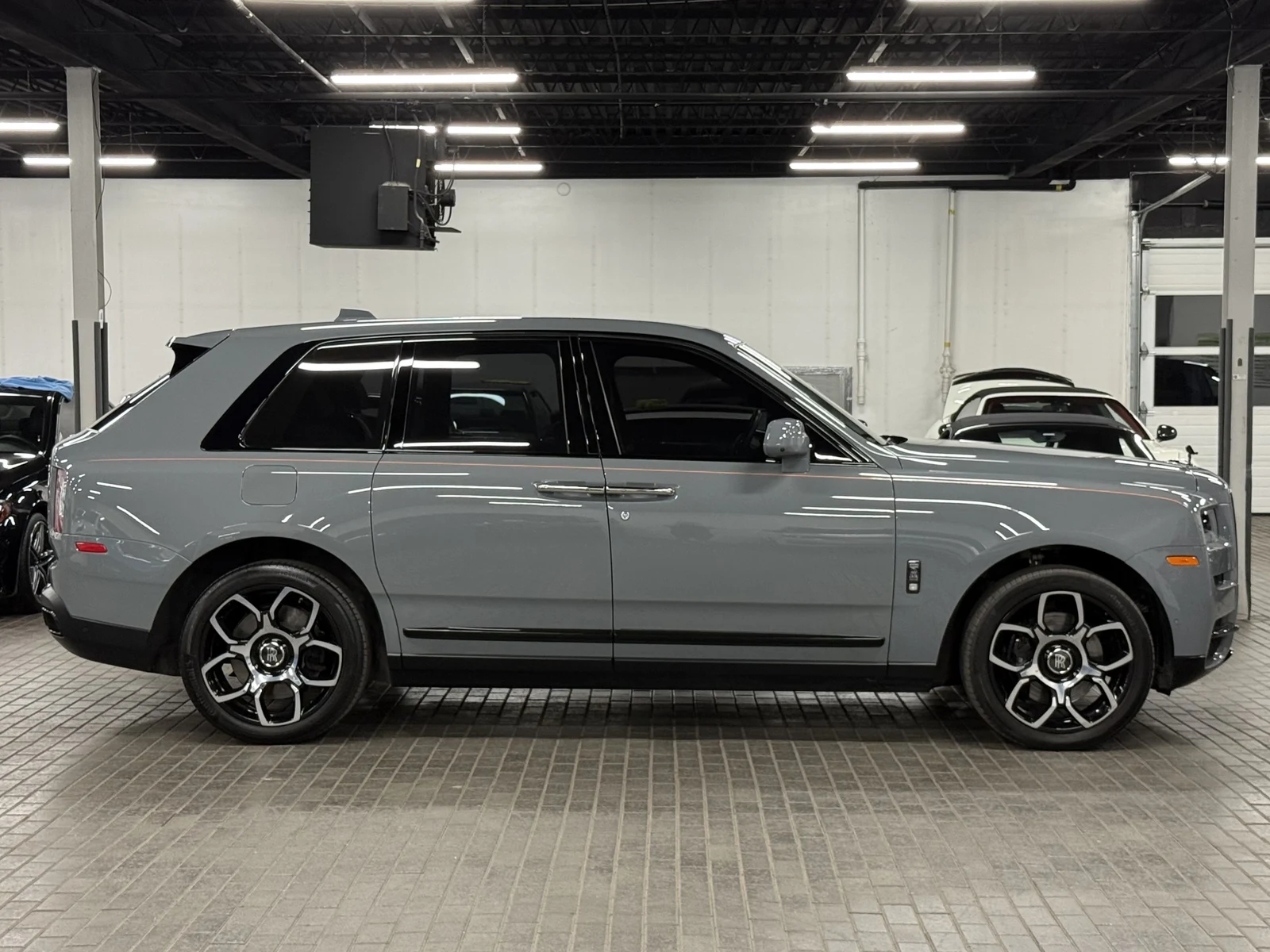 2023 Rolls-Royce Cullinan Black Badge, 4/30