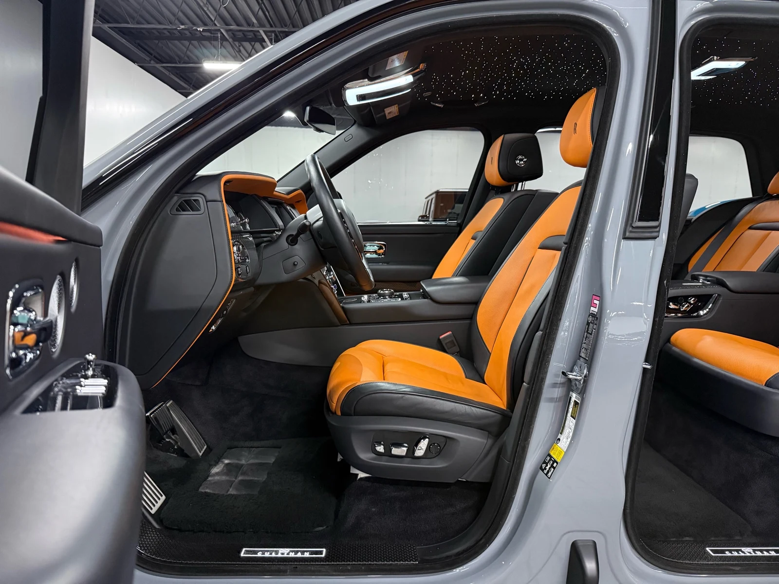 2023 Rolls-Royce Cullinan Black Badge, 14/30