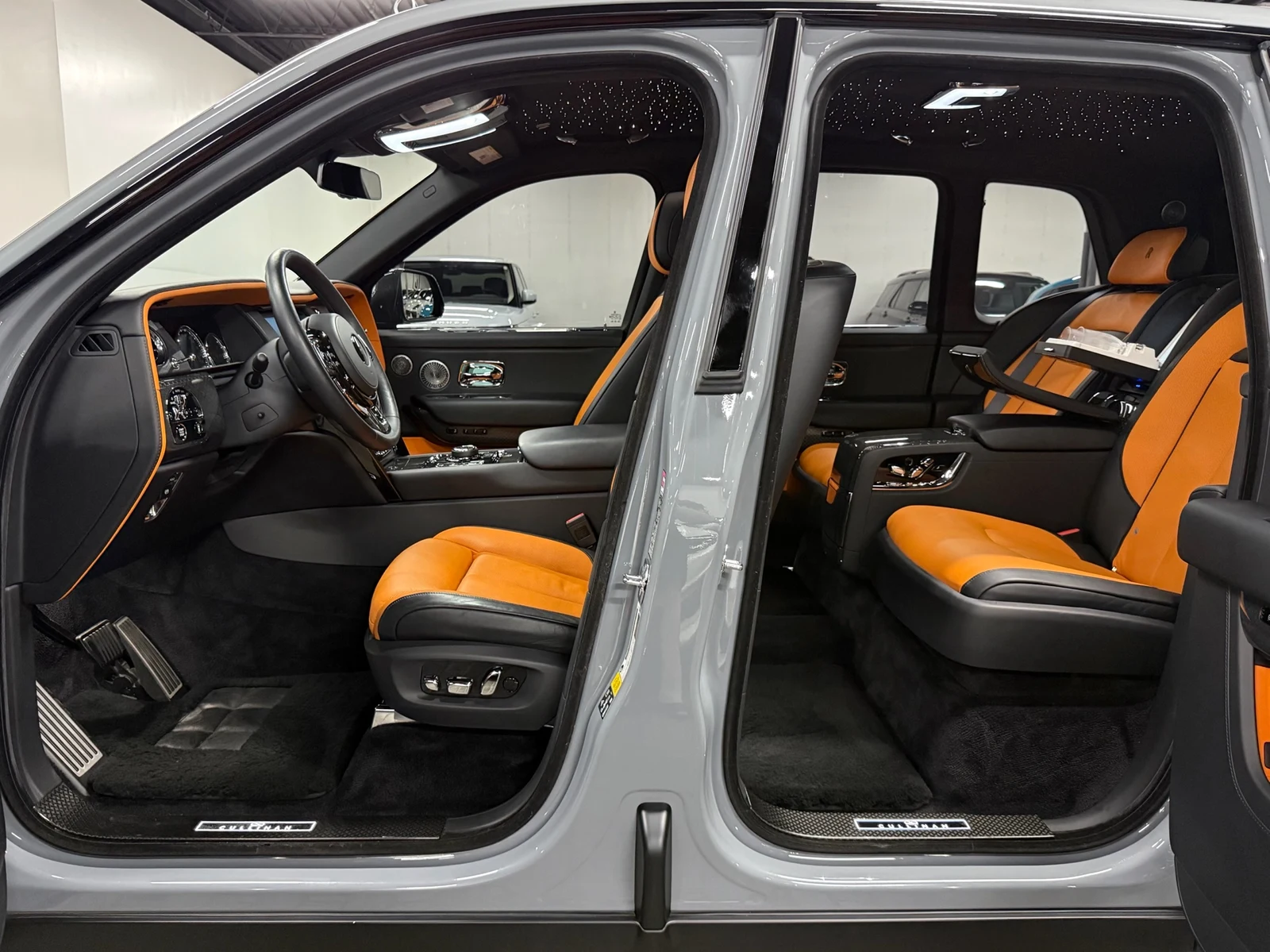 2023 Rolls-Royce Cullinan Black Badge, 15/30