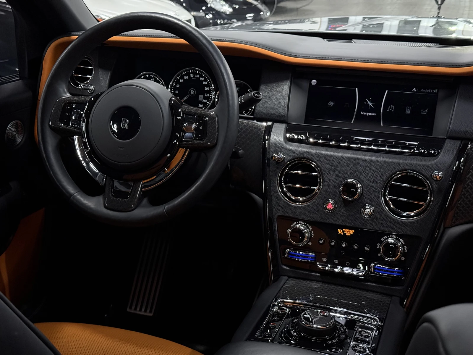 2023 Rolls-Royce Cullinan Black Badge, 24/30