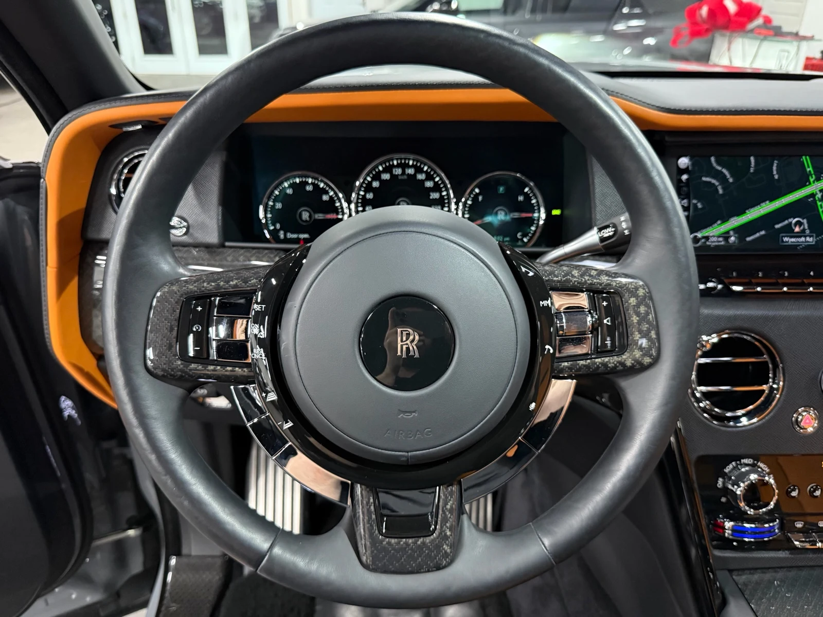 2023 Rolls-Royce Cullinan Black Badge, 27/30