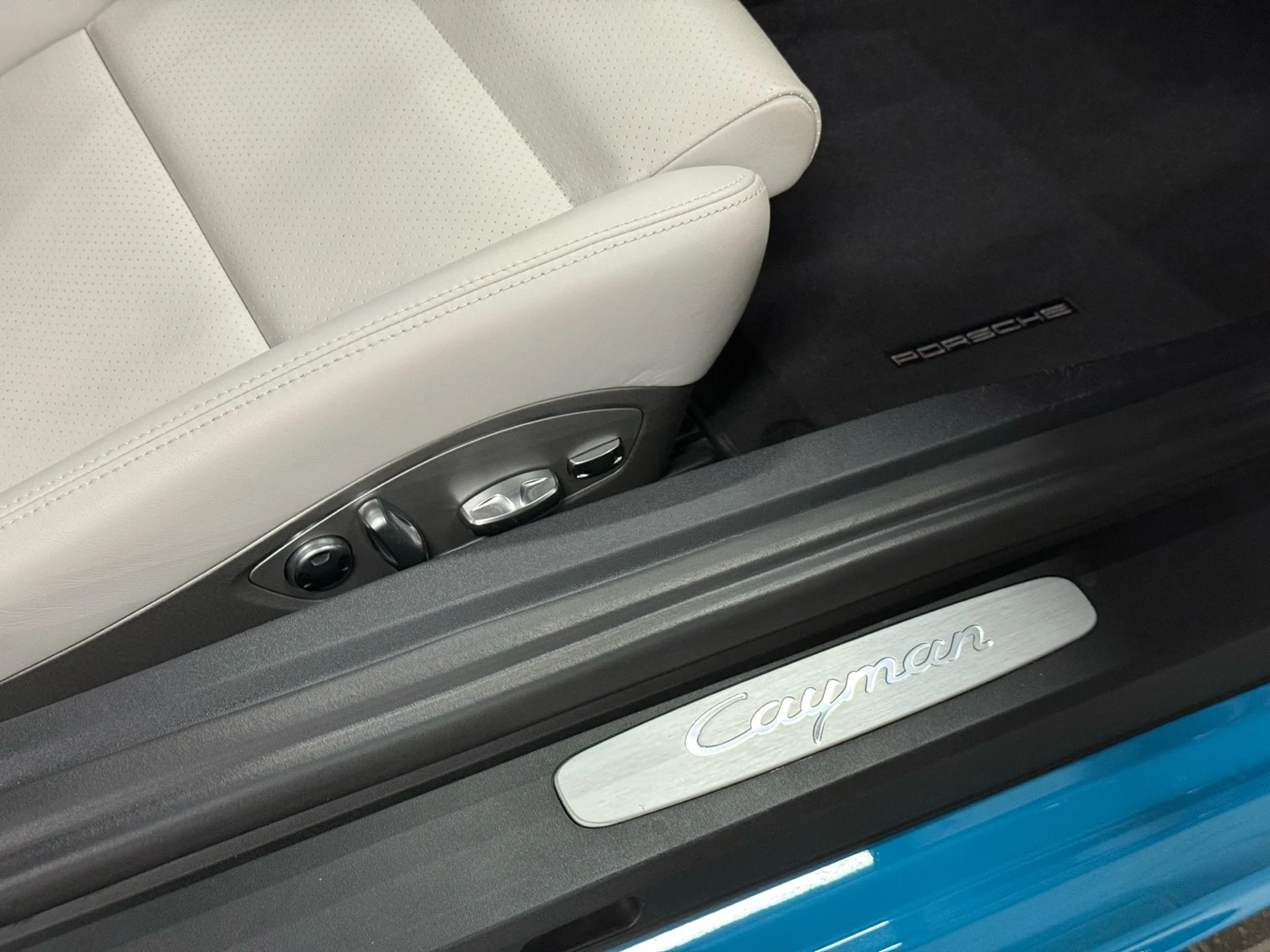 2019 Porsche 718 Cayman, 16/29