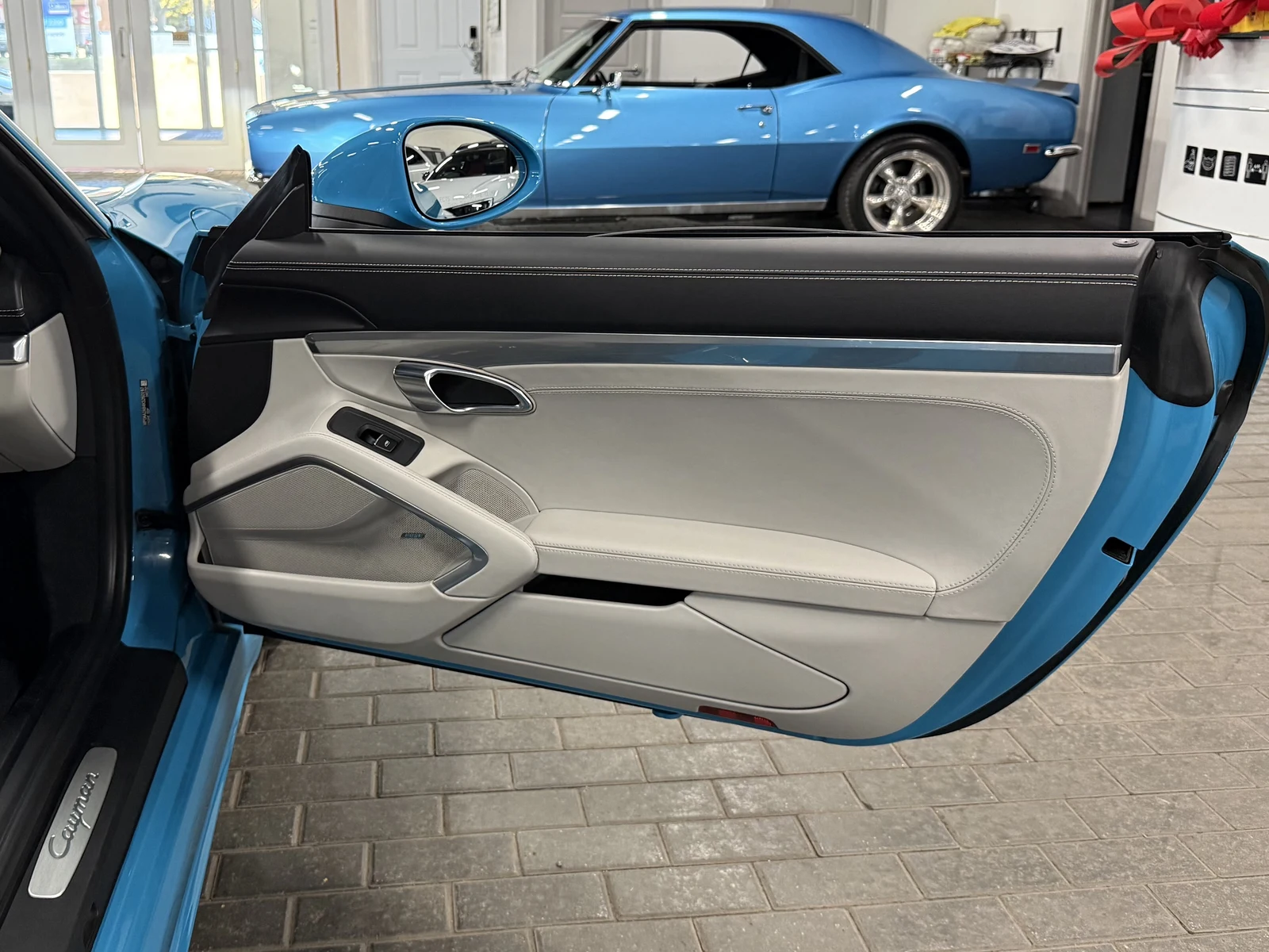 2019 Porsche 718 Cayman, 28/29