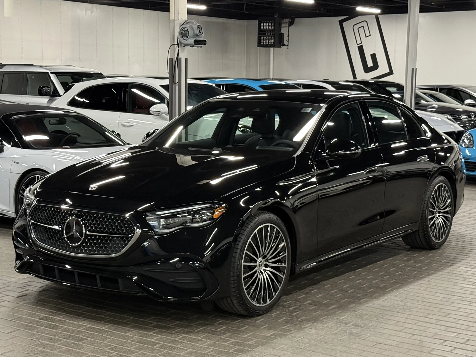 Mercedes-Benz E 350 (W214) | Car Lounge