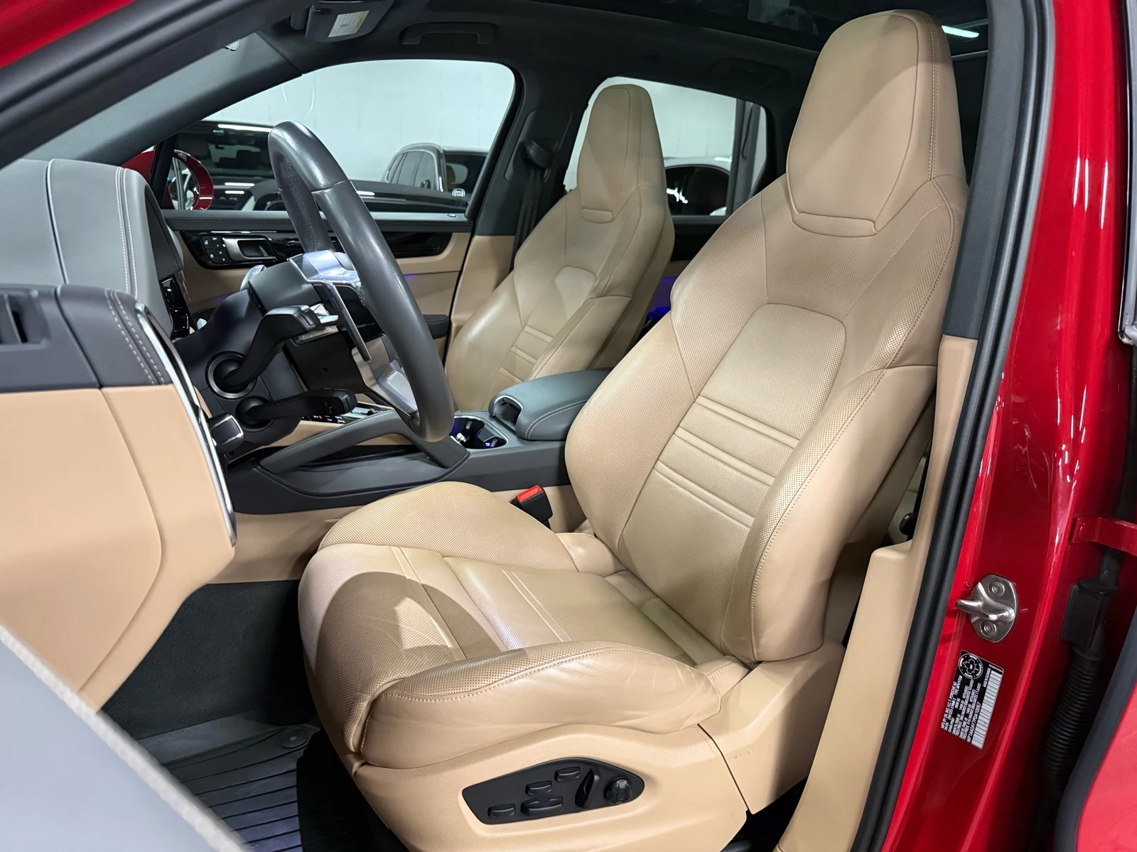 2023 Porsche Cayenne, 15/30