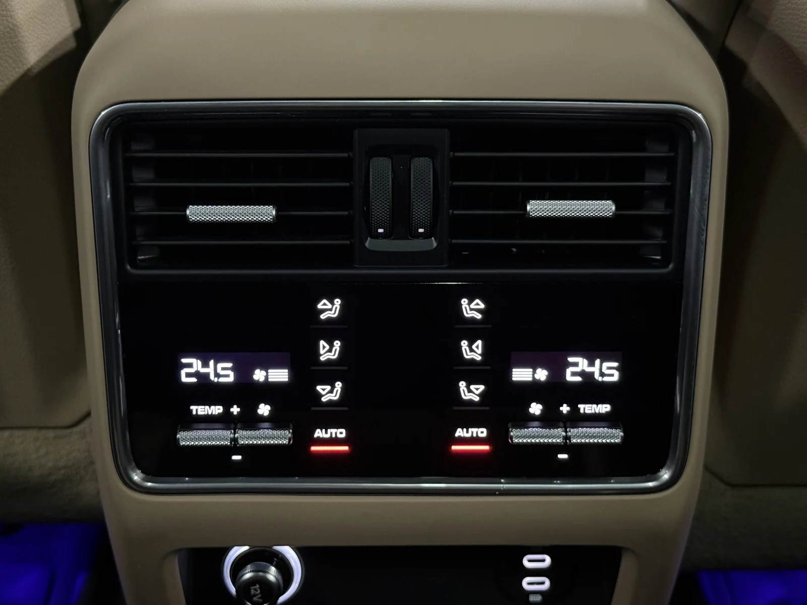 2023 Porsche Cayenne, 29/30