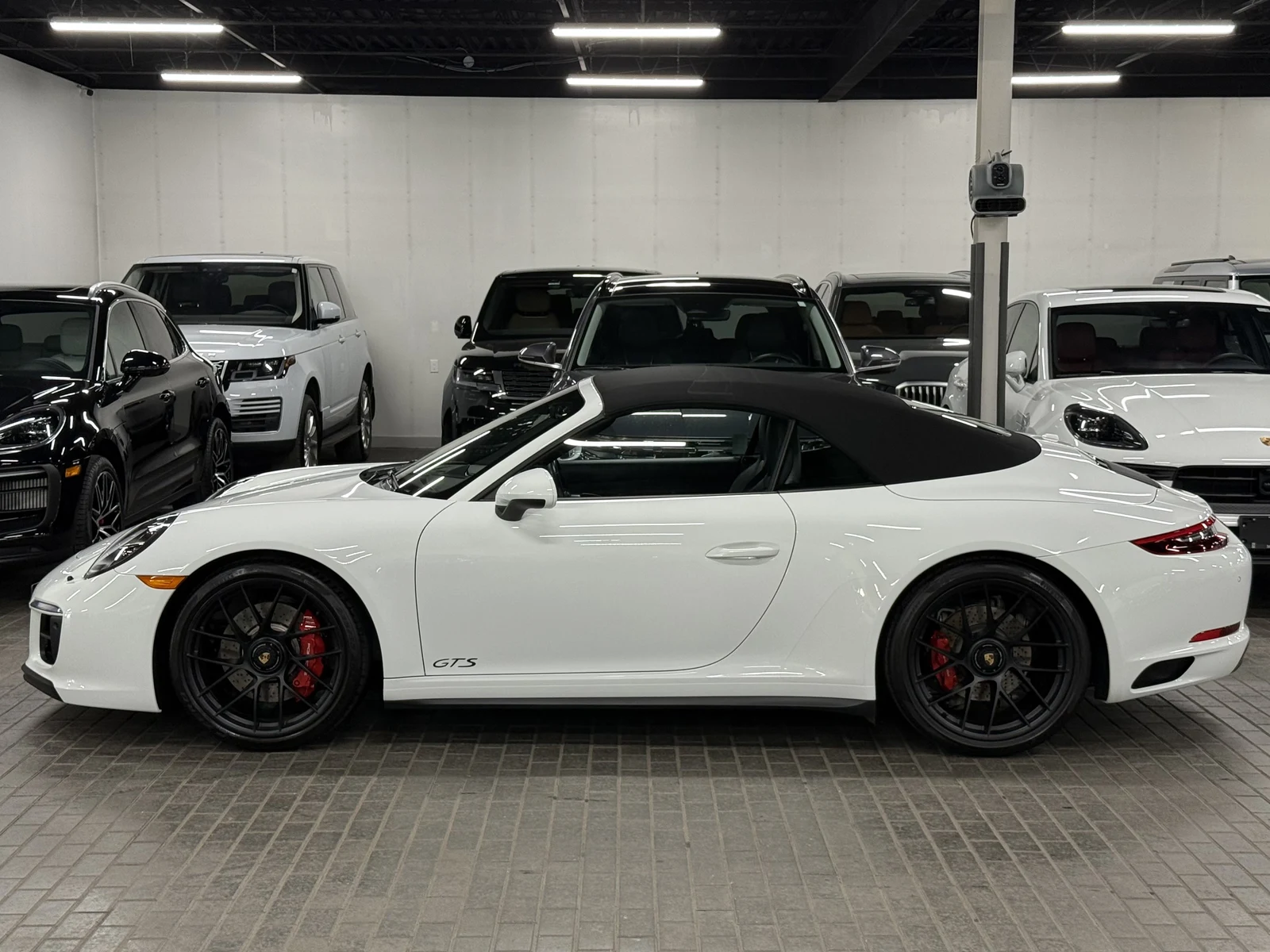 2019 Porsche 911 (991.2) Carrera GTS Cabriolet, 14/30