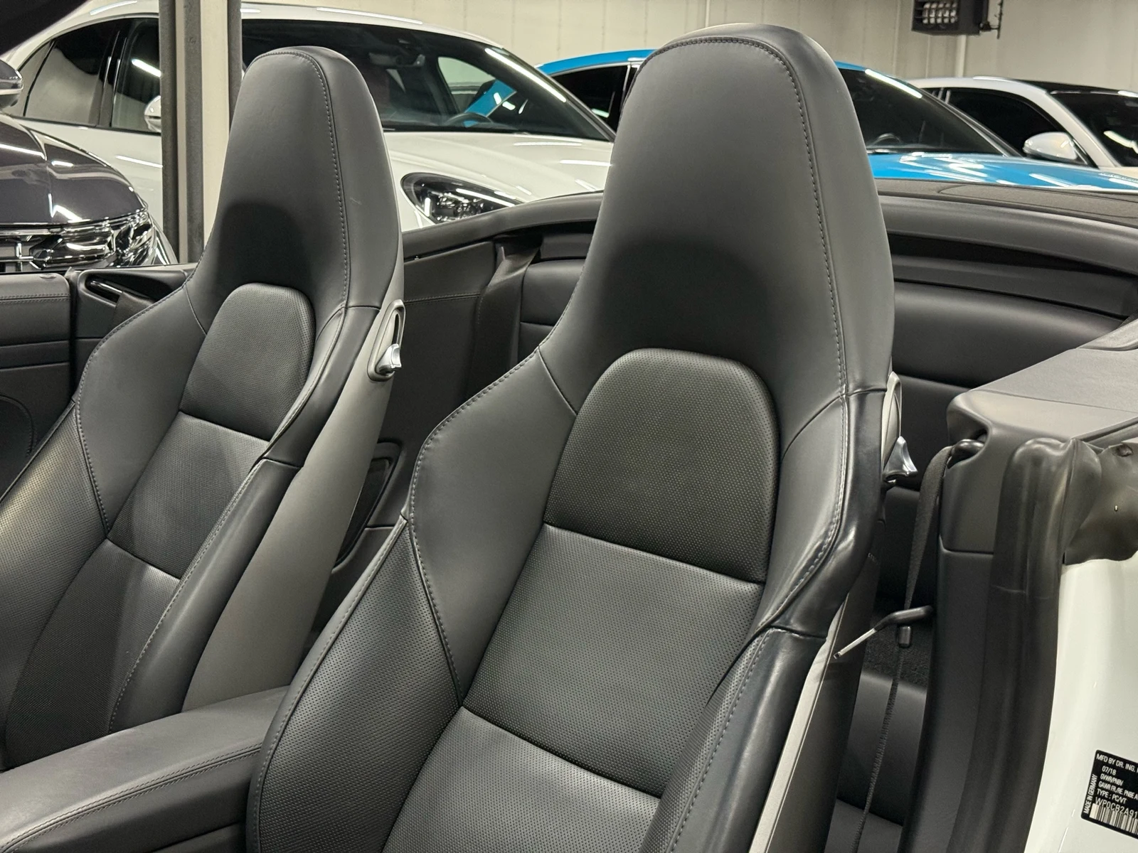 2019 Porsche 911 (991.2) Carrera GTS Cabriolet, 26/30