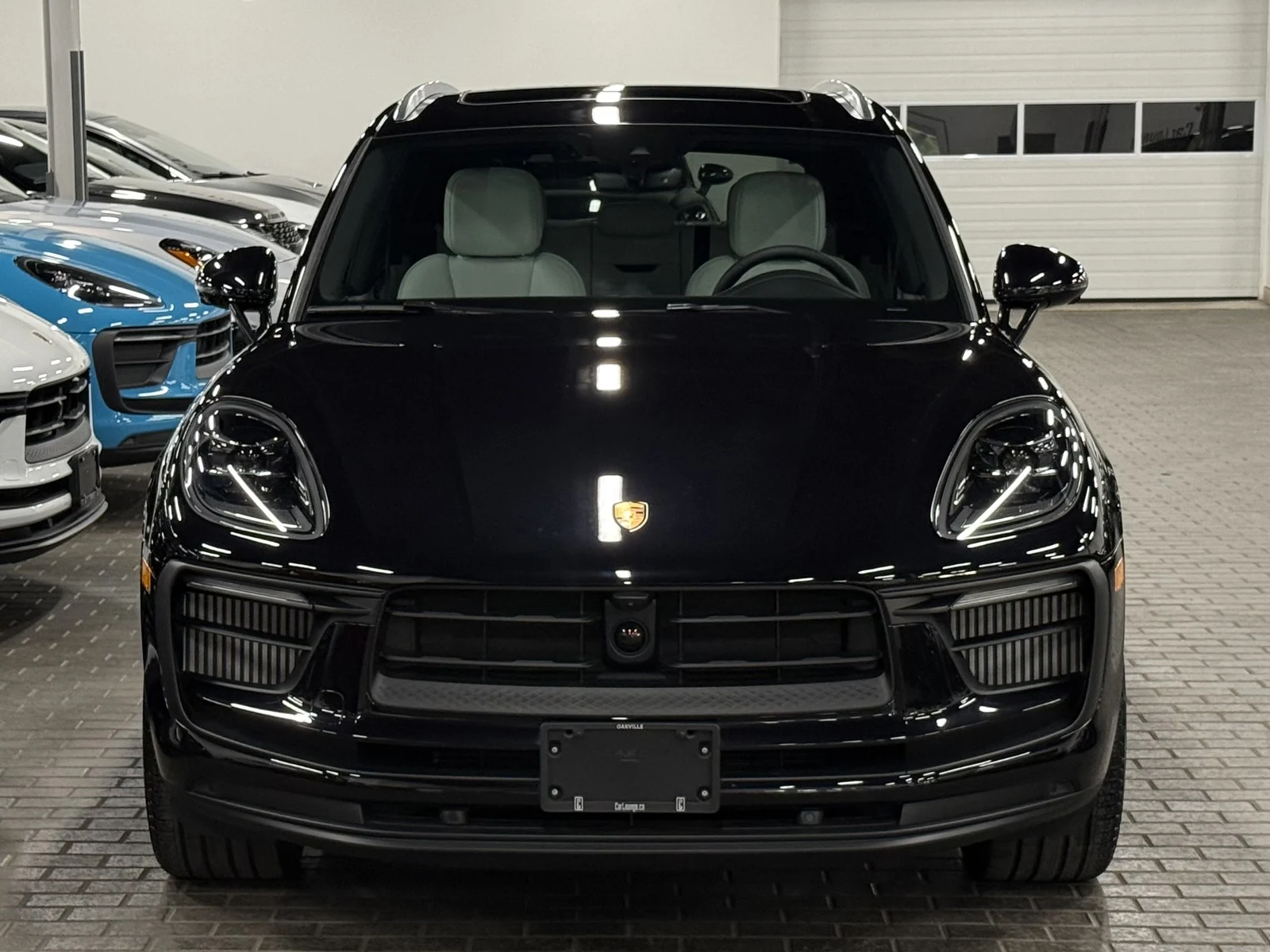 2026 Porsche Macan S (95B), 2/30