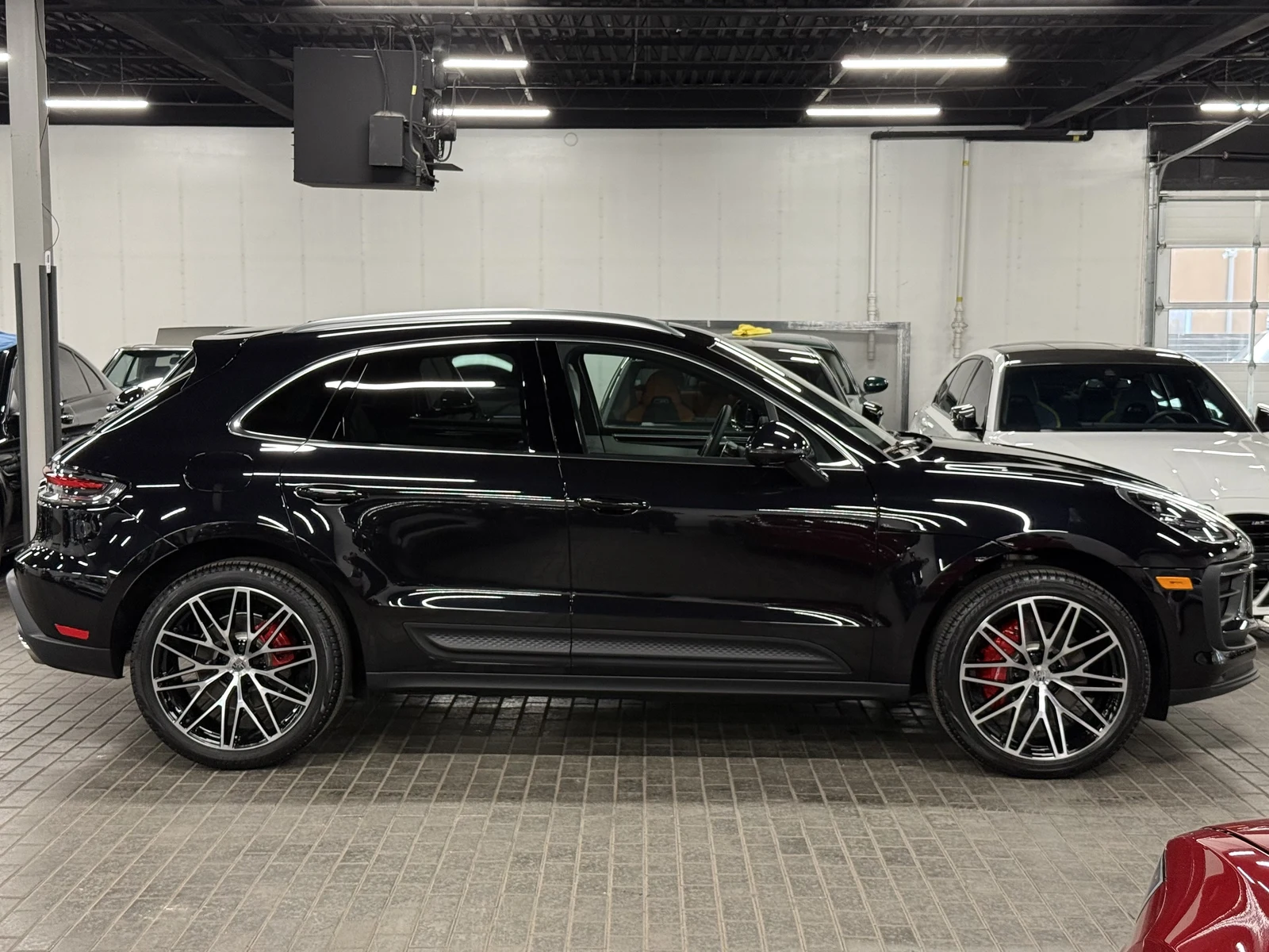 2026 Porsche Macan S (95B), 4/30