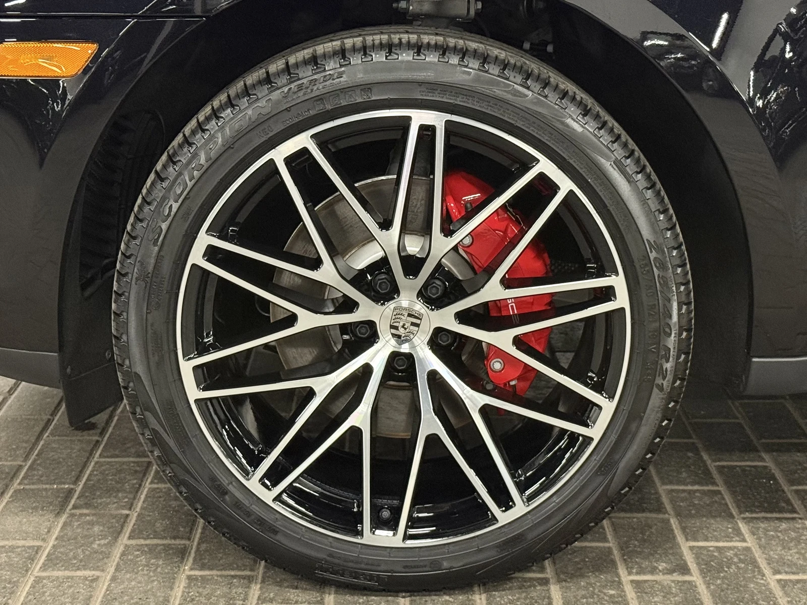 2026 Porsche Macan S (95B), 9/30
