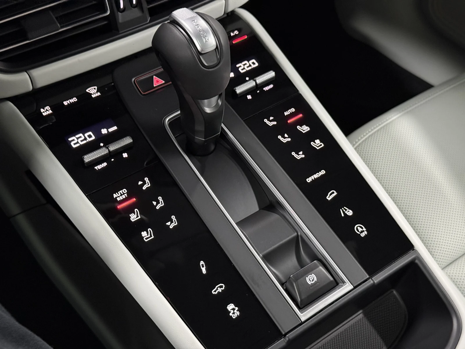 2026 Porsche Macan S (95B), 19/30