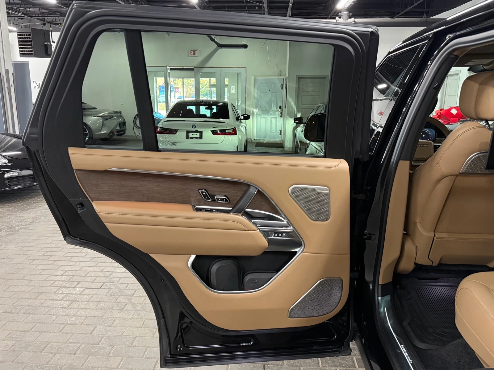 2024 Land Rover Range Rover Autobiography (L460), 28/30