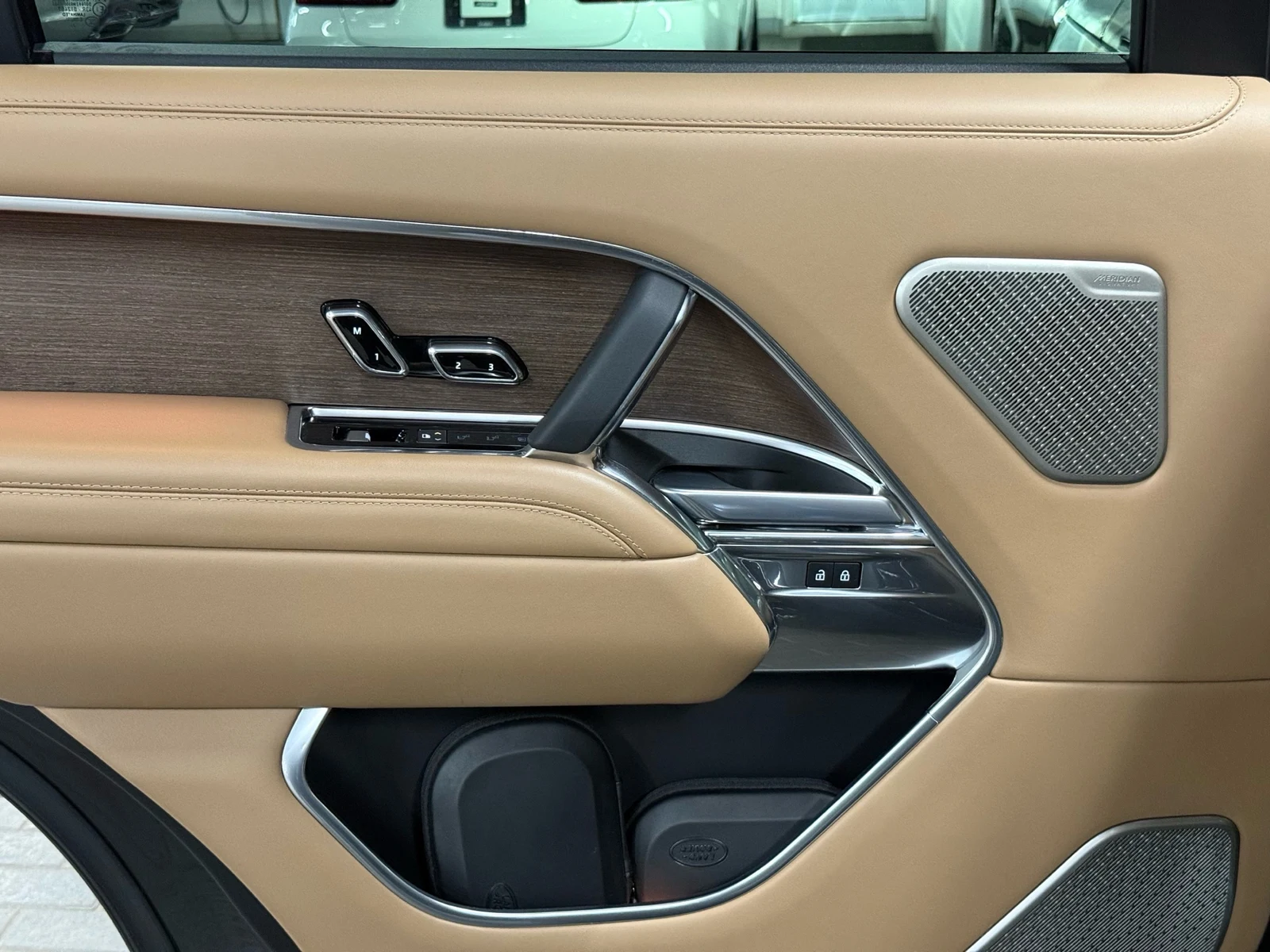2024 Land Rover Range Rover Autobiography (L460), 29/30