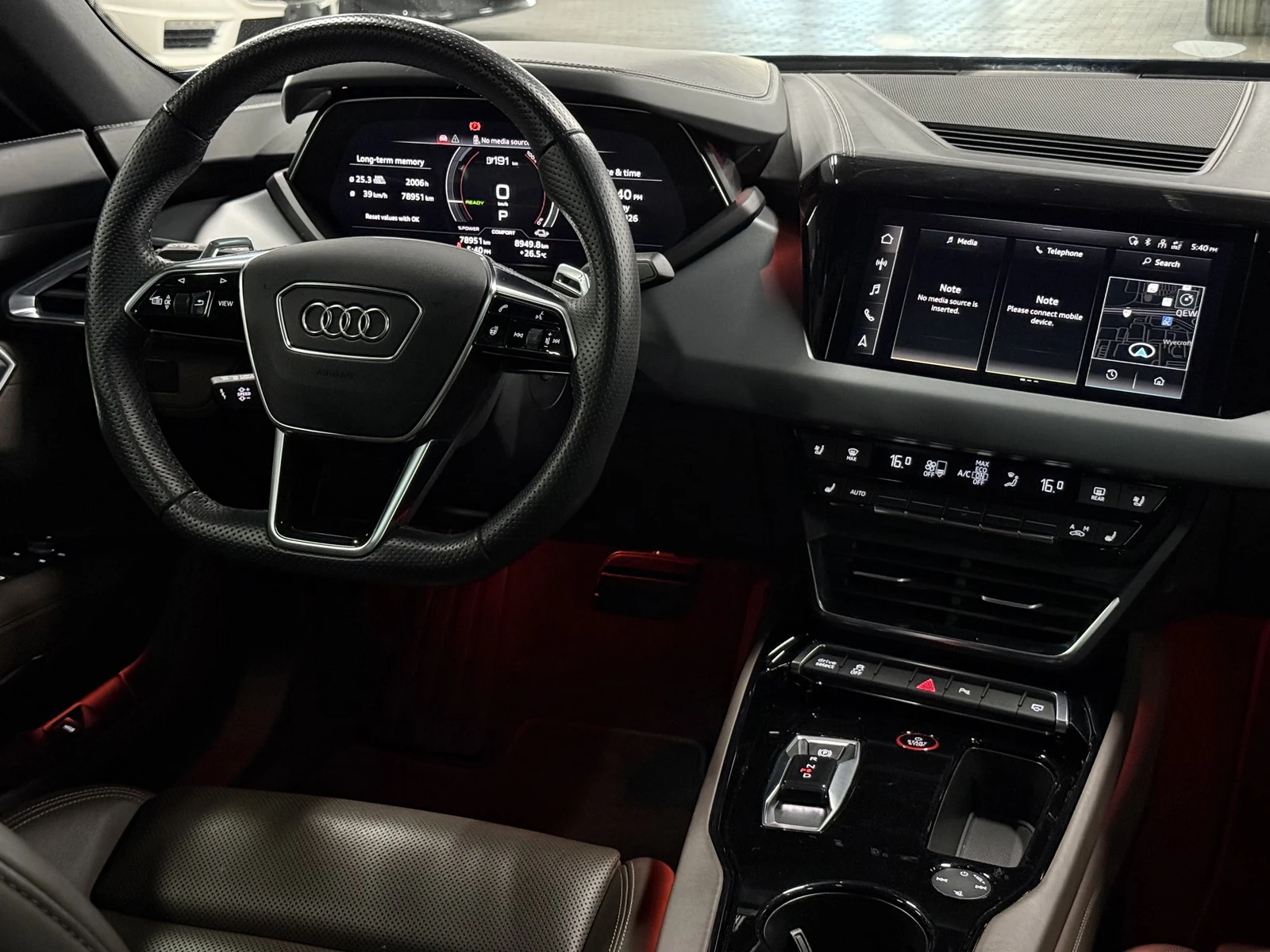 2022 Audi e-tron GT, 10/30