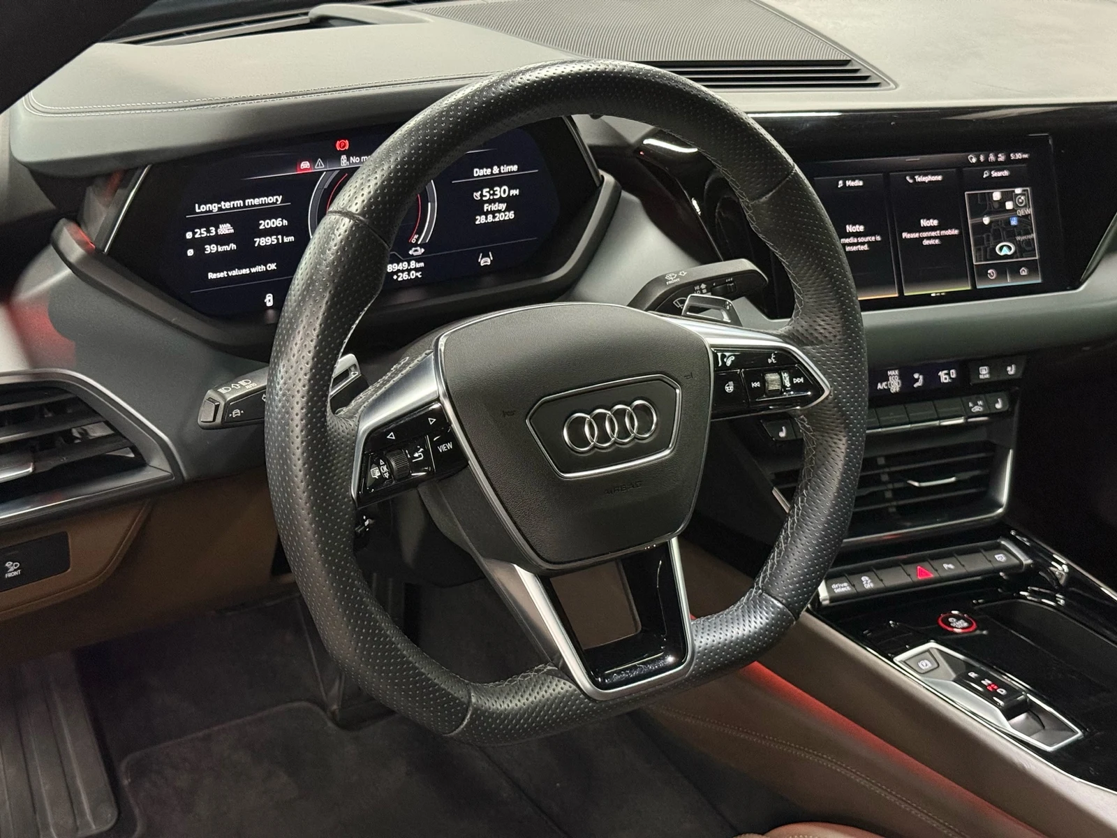 2022 Audi e-tron GT, 11/30