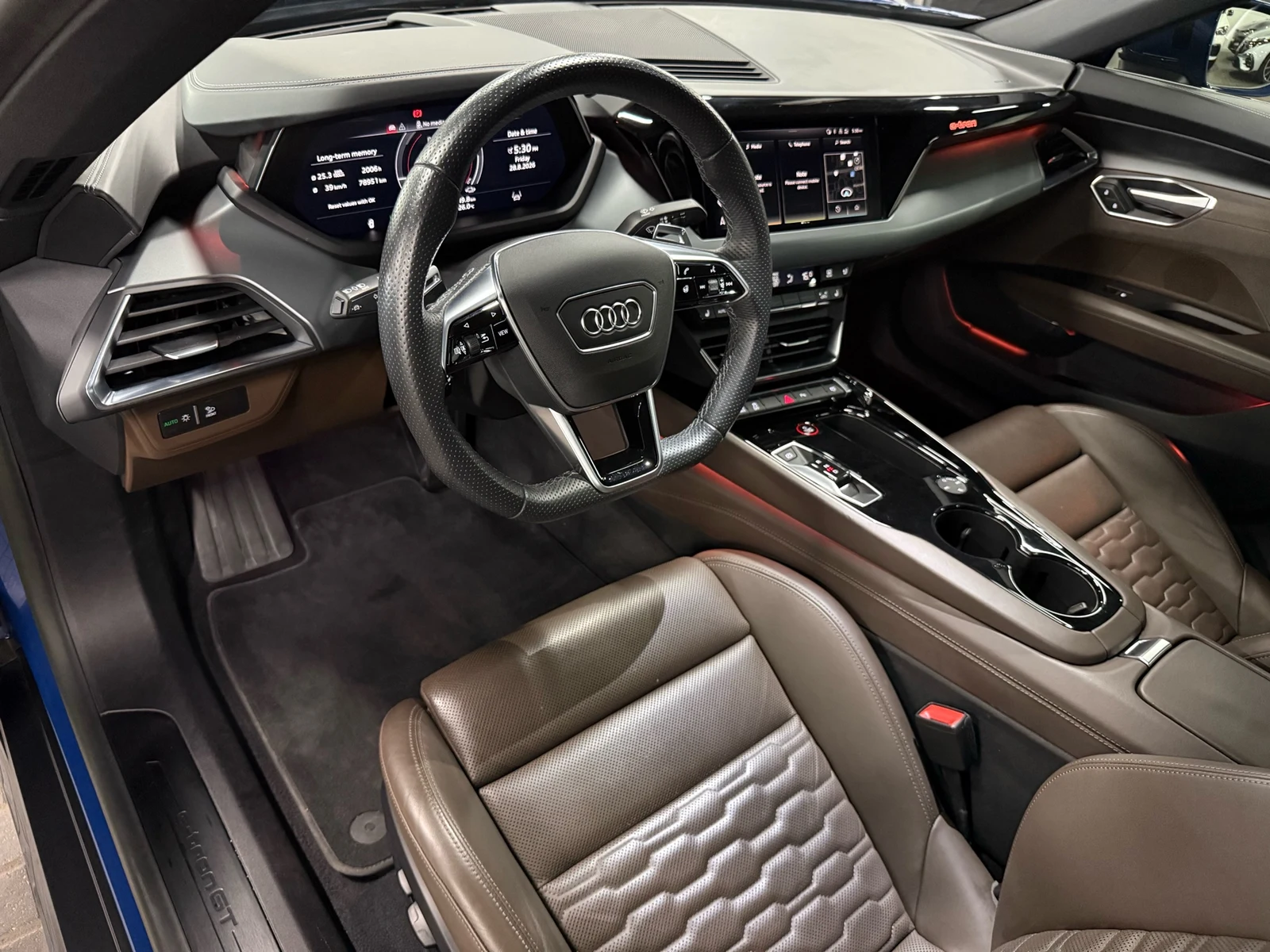 2022 Audi e-tron GT, 12/30