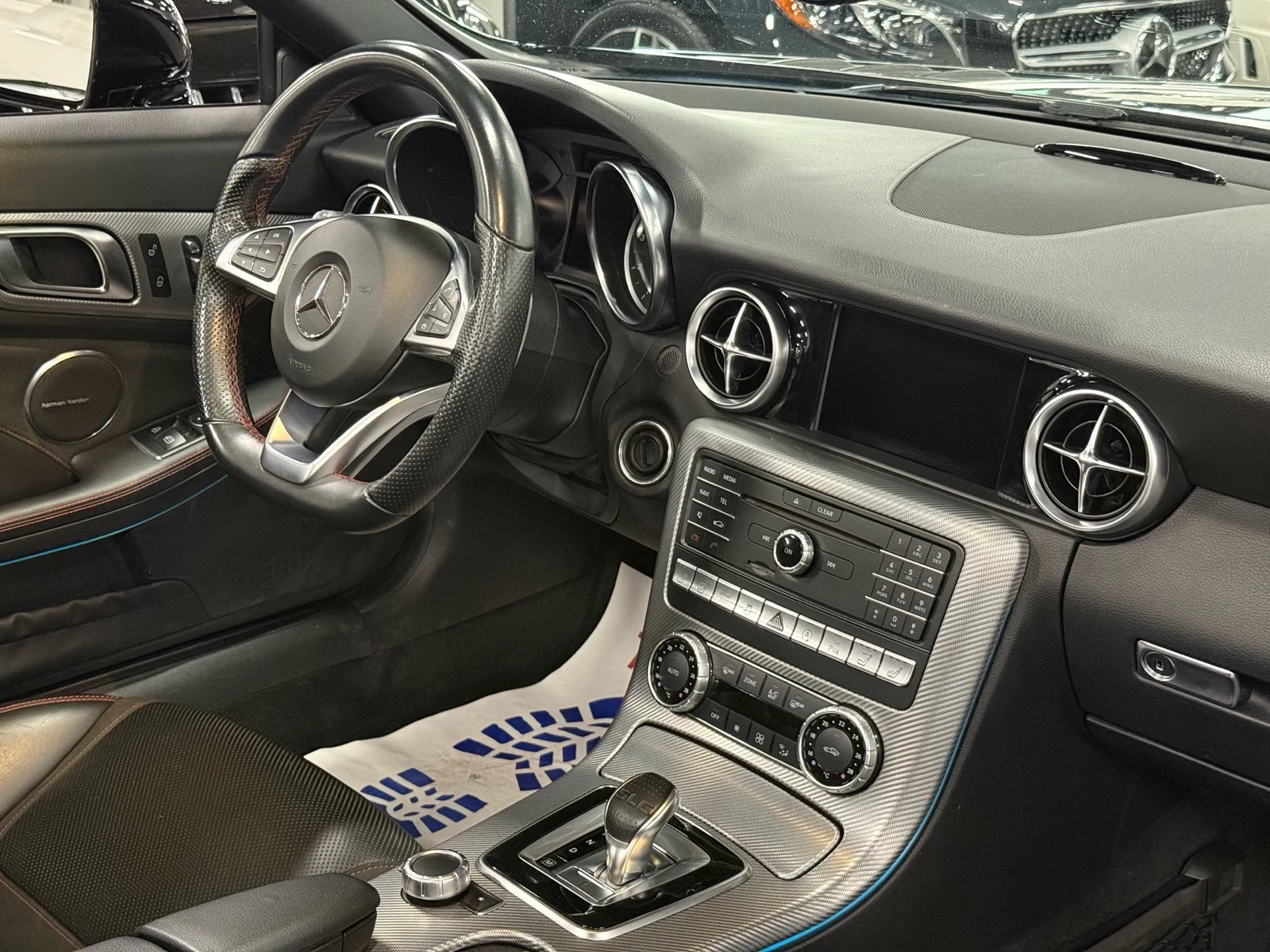 2018 Mercedes-AMG SLC 43, 30/30