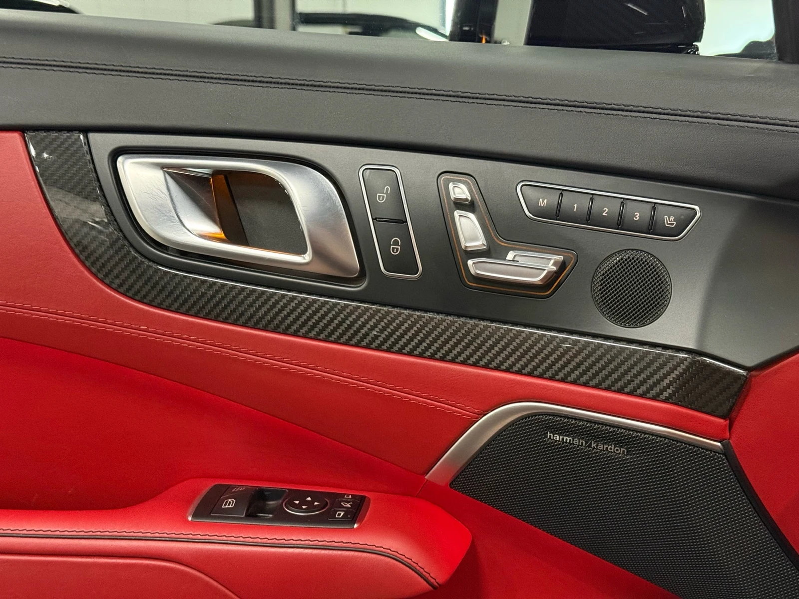 2019 Mercedes-AMG SL 63, 30/30